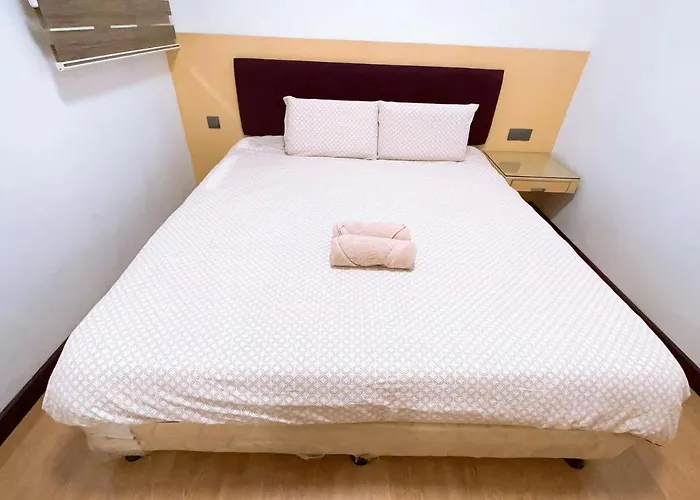 The Floorspace Imperial Suites Apartment 2